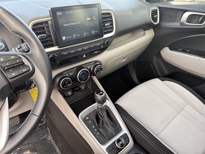 2023 Hyundai VENUE SEL