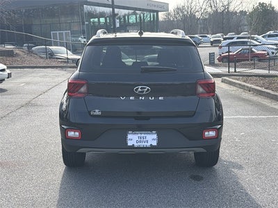 2023 Hyundai VENUE SEL