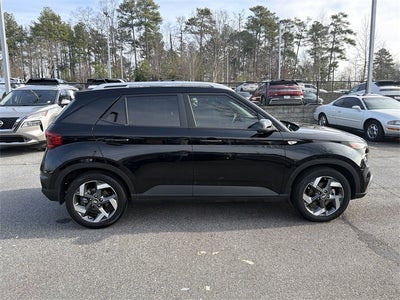 2023 Hyundai VENUE SEL