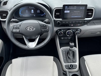 2025 Hyundai VENUE SEL