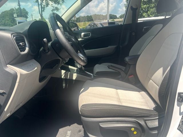 2021 Hyundai VENUE SEL