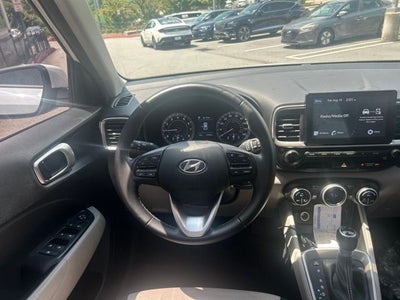 2021 Hyundai VENUE SEL