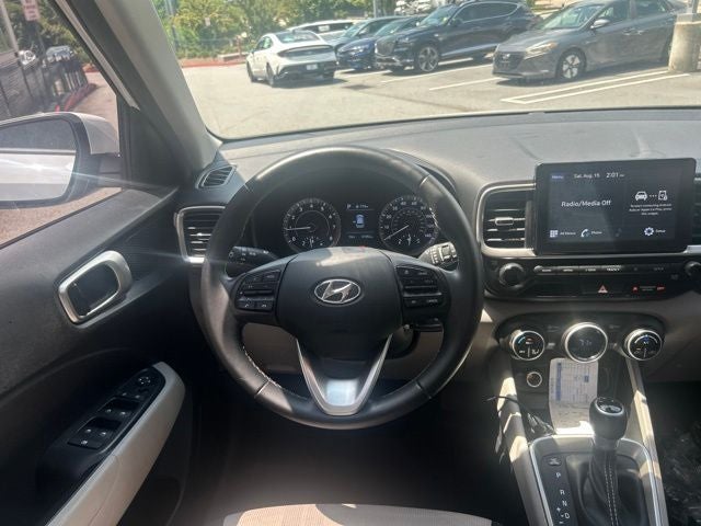 2021 Hyundai VENUE SEL