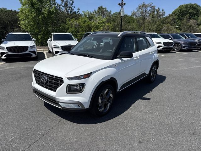 2026 Hyundai VENUE SEL W/Two-Tone Roof