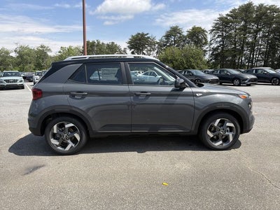 2026 Hyundai VENUE SEL W/Two-Tone Roof