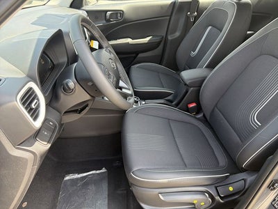 2026 Hyundai VENUE SEL W/Two-Tone Roof