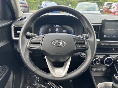 2025 Hyundai VENUE SEL