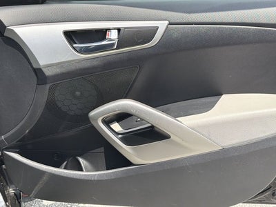 2013 Hyundai VELOSTER Base W/Gray