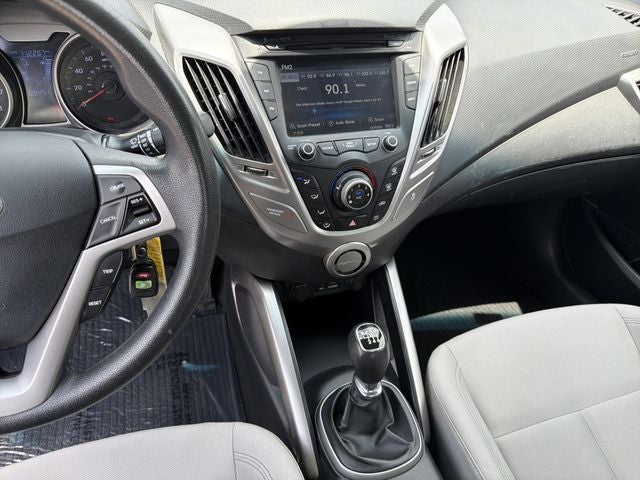 2013 Hyundai VELOSTER Base W/Gray