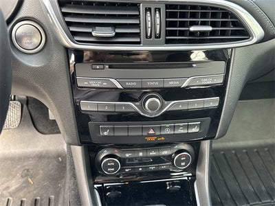 2019 INFINITI QX30 LUXE