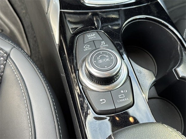 2019 INFINITI QX30 LUXE