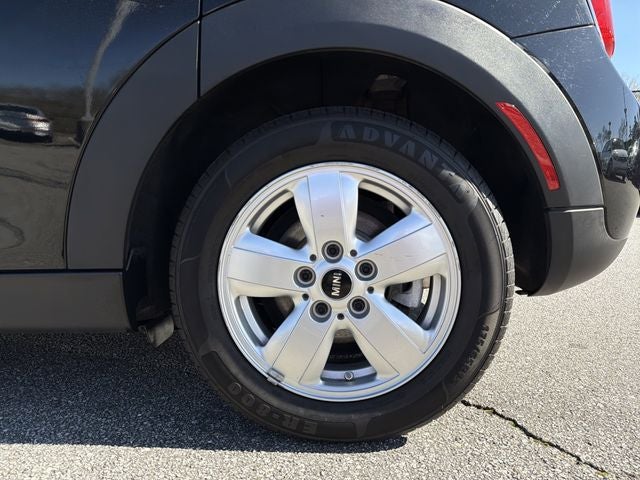 2017 MINI Cooper Base