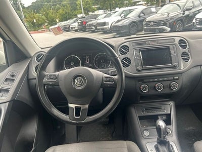 2017 Volkswagen Tiguan Base