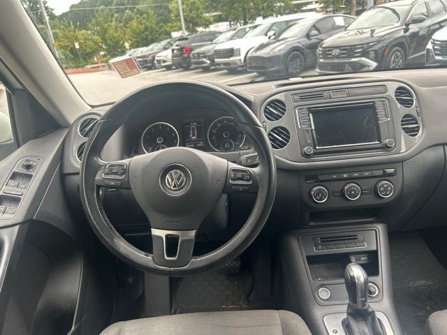 2017 Volkswagen Tiguan Base