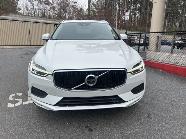 2021 Volvo XC60 T6 Momentum
