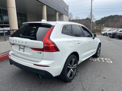 2021 Volvo XC60 T6 Momentum