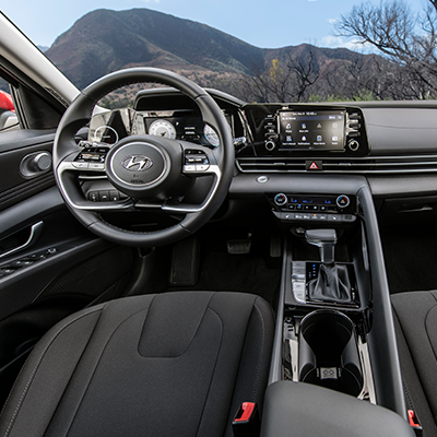 Used Hyundai Elantra Interior